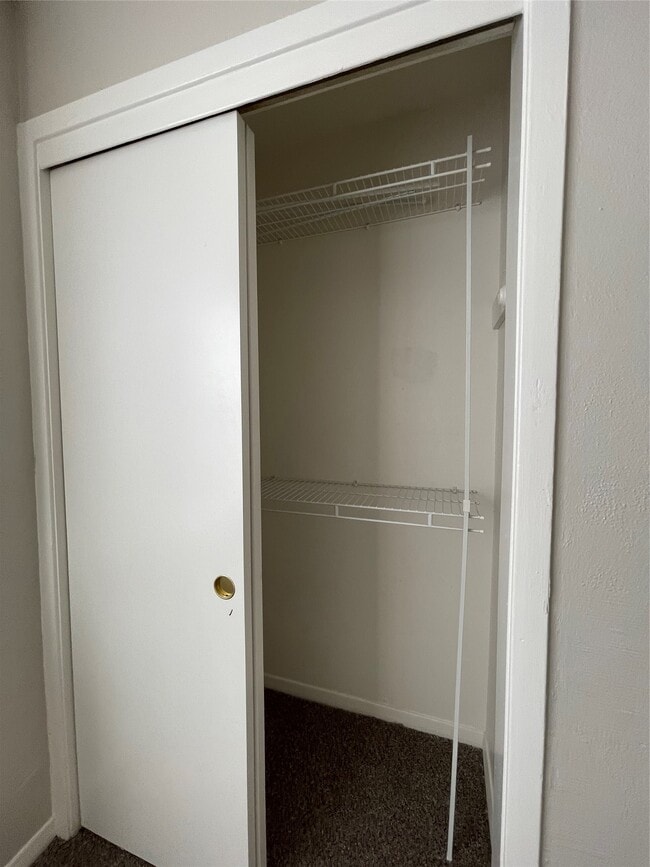 Building Photo - 5406 Carew St