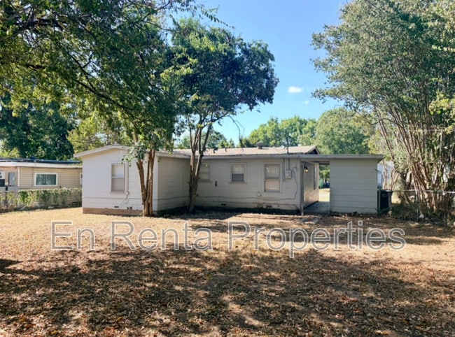 Building Photo - 1408 Cairn Cir