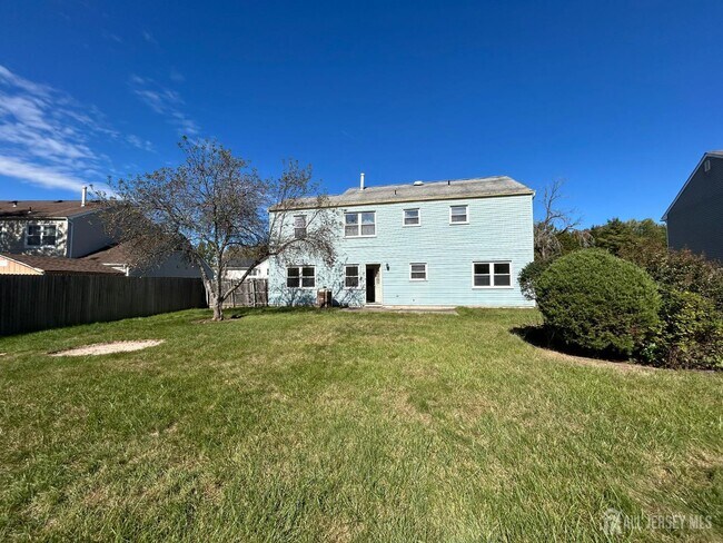 Building Photo - 34 Stonewall Dr