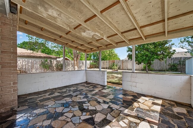 Building Photo - 7414 Breccia Dr