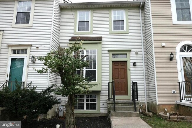Primary Photo - 15 Cherry Manor Ct