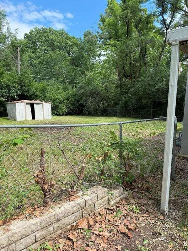 Building Photo - 2524 SW Valley Brook Ln