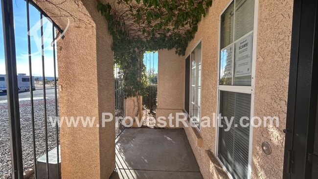 Building Photo - 16400 Nuevo Rd