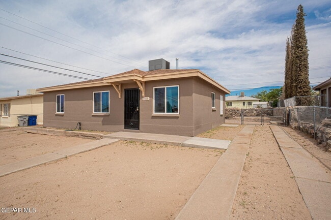 Building Photo - 7813 Rodeo Ave