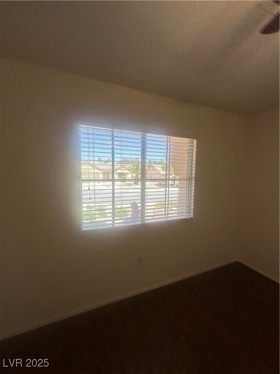 Building Photo - 9709 Blue Bell Dr