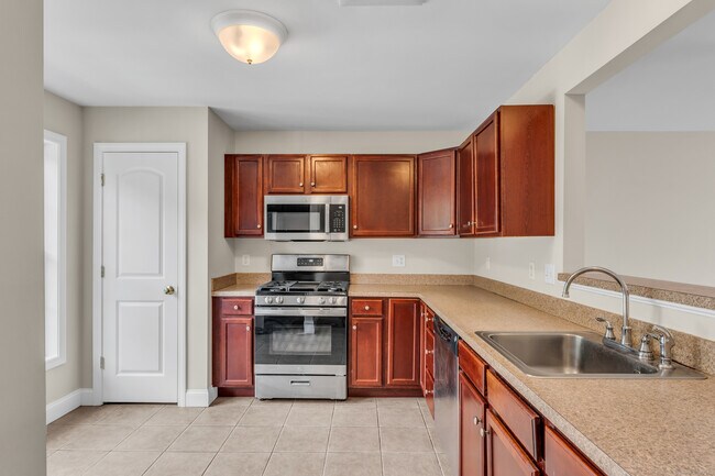 Building Photo - 15 Freedom Way