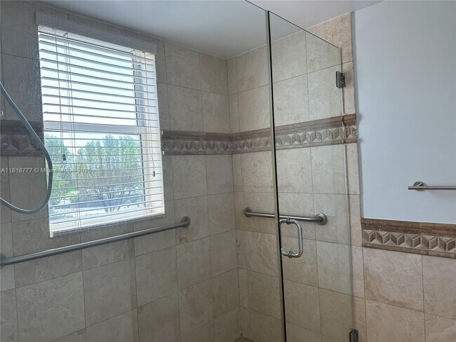 Building Photo - 7280 SW 90th St