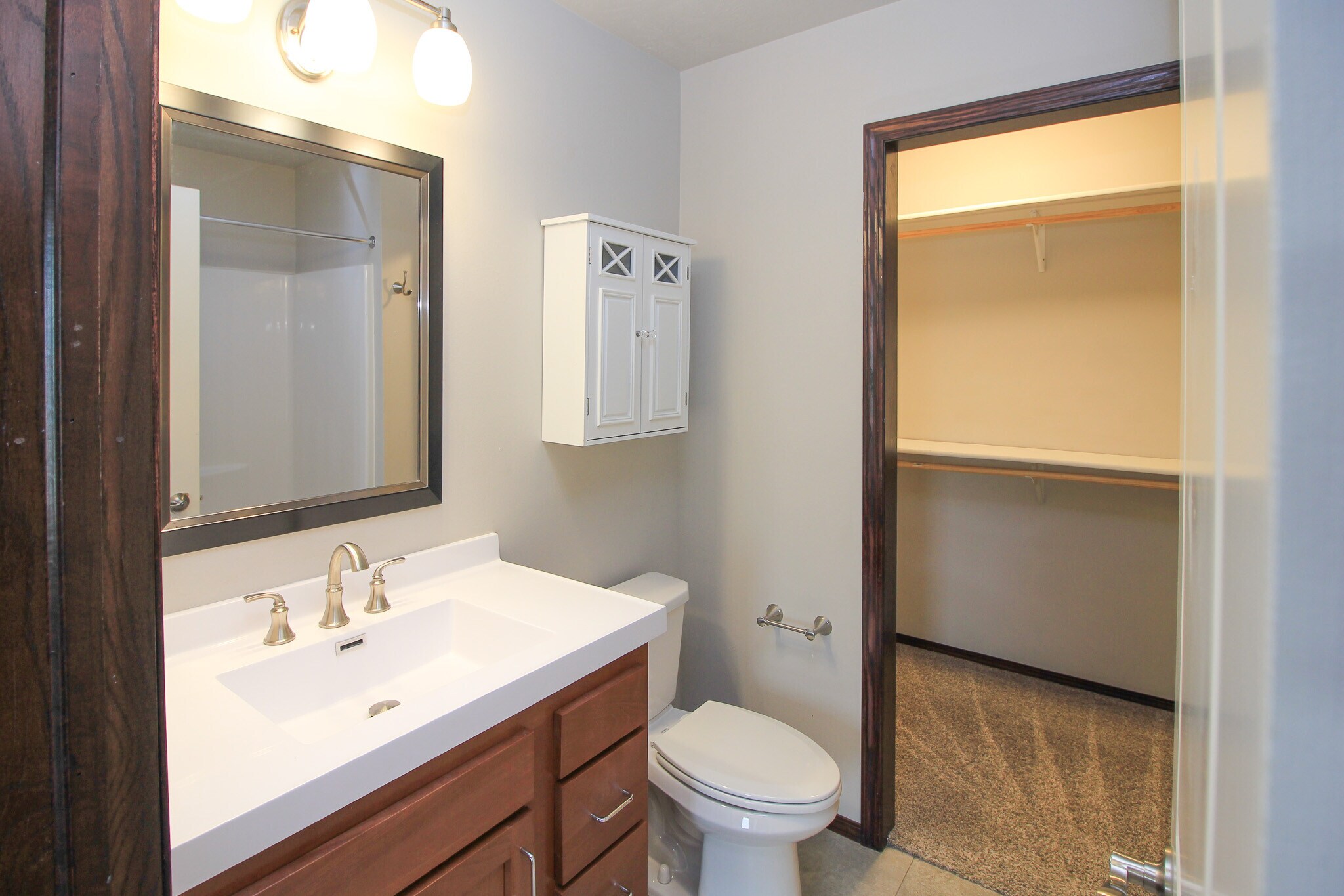 Building Photo - 1013 Tanner Ct