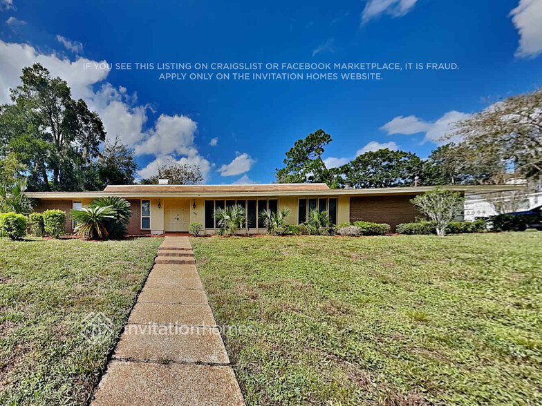 Primary Photo - 8652 Villa San Jose Dr E