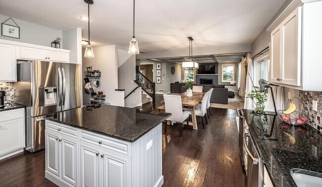 kit view - 14185 Adelaide Ave