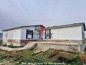 Building Photo - S. Main St. Single Family Home