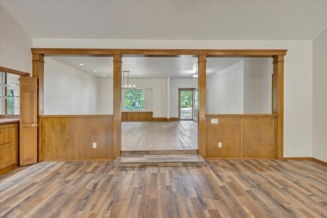 Building Photo - 4075 St Croix Dr