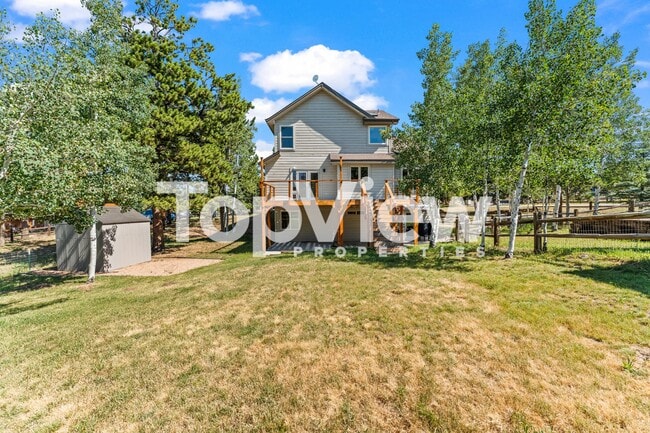 Building Photo - 2205 Valley View Dr