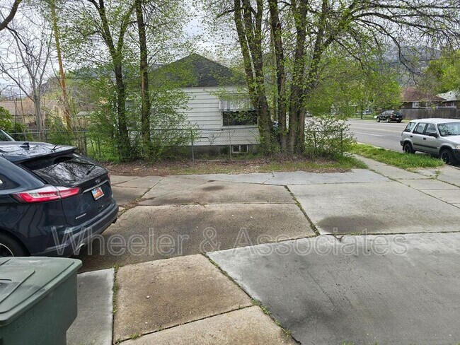 Building Photo - 2988 Adams Ave