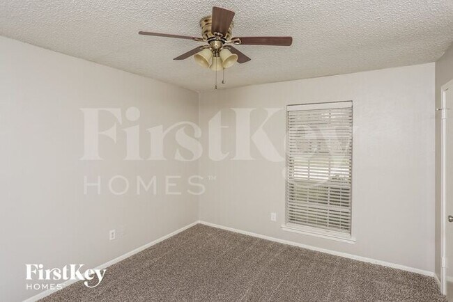Building Photo - 4016 El Cid Pl