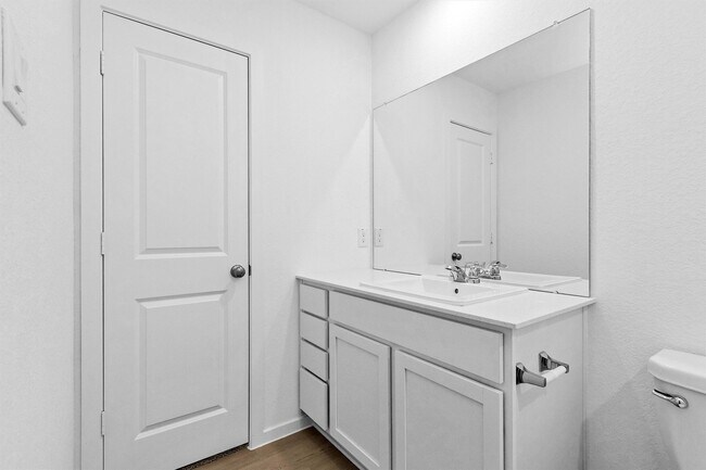 Building Photo - 3038 Mallorca Dr