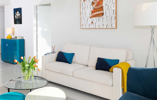 Primary Photo - 485 Brickell Ave