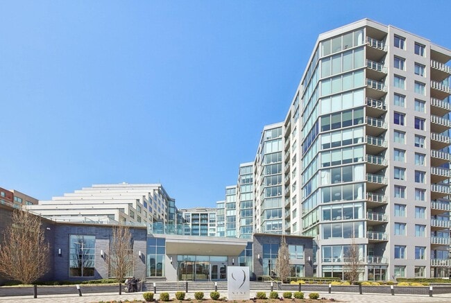 Building Photo - 9 Ave at Port Imperial