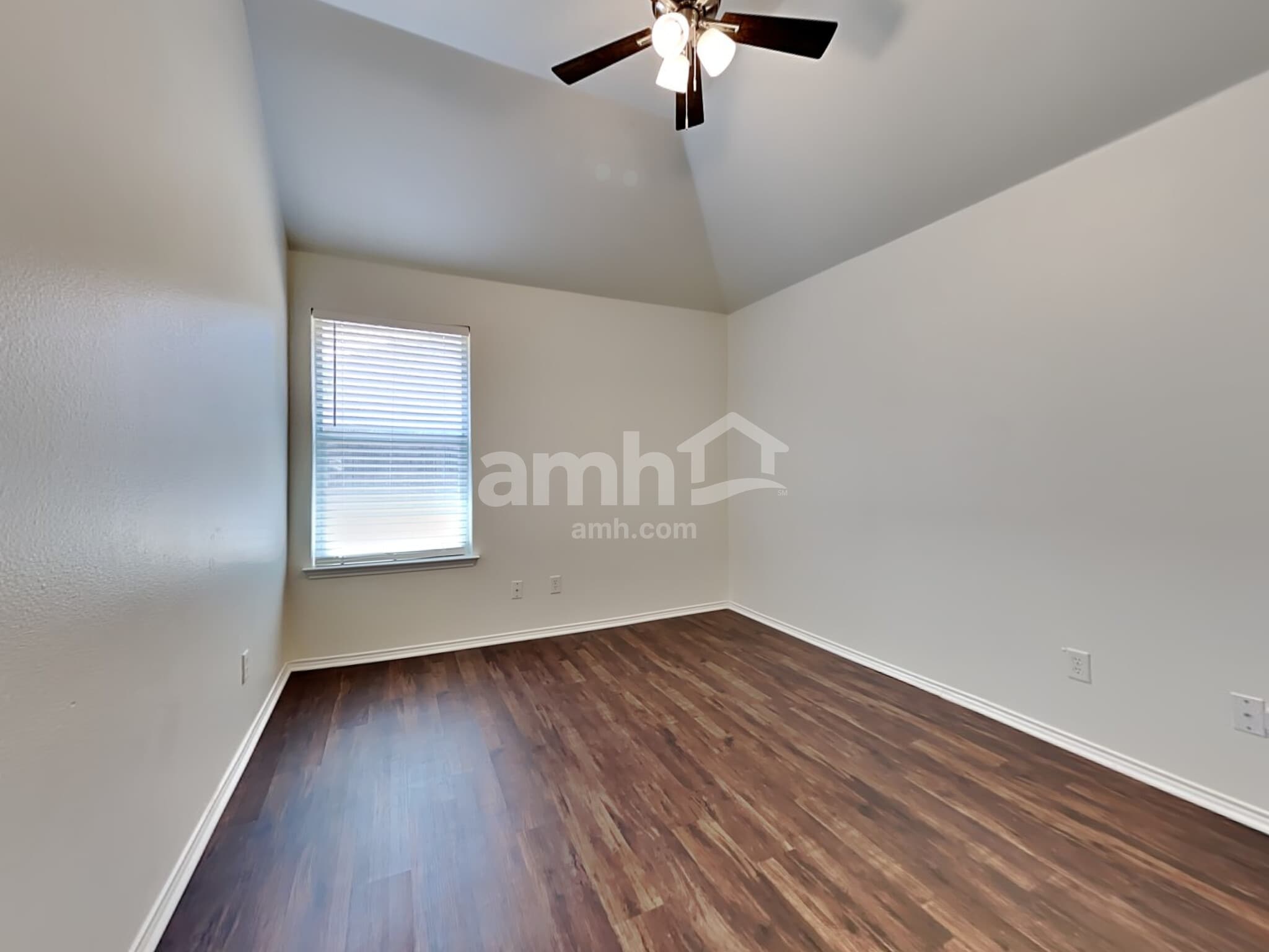 Building Photo - 4406 Shady Elm Dr