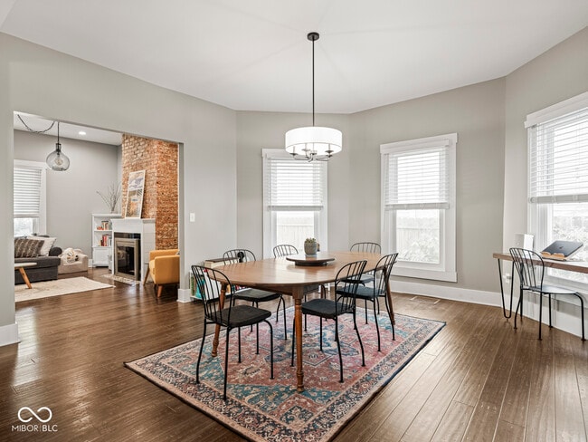 Building Photo - 622 N Hamilton Ave