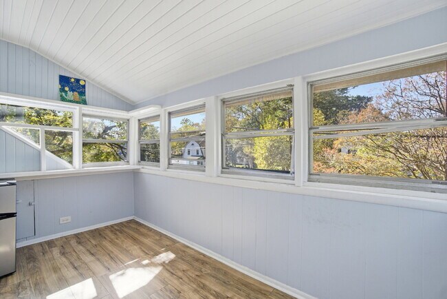 Building Photo - 4BR / 2BA House Near ODU