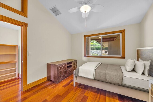 Building Photo - Launiupoko Long-Term Rental – Panoramic Vi...