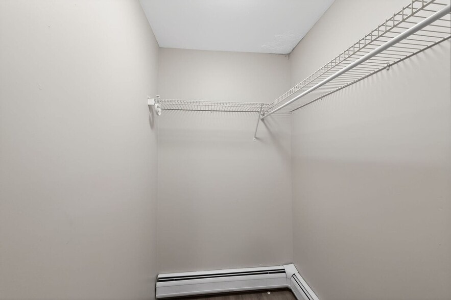 Building Photo - 1719 Madison Ave