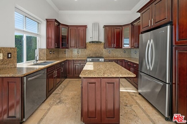 Building Photo - 1470 Paseo De Oro