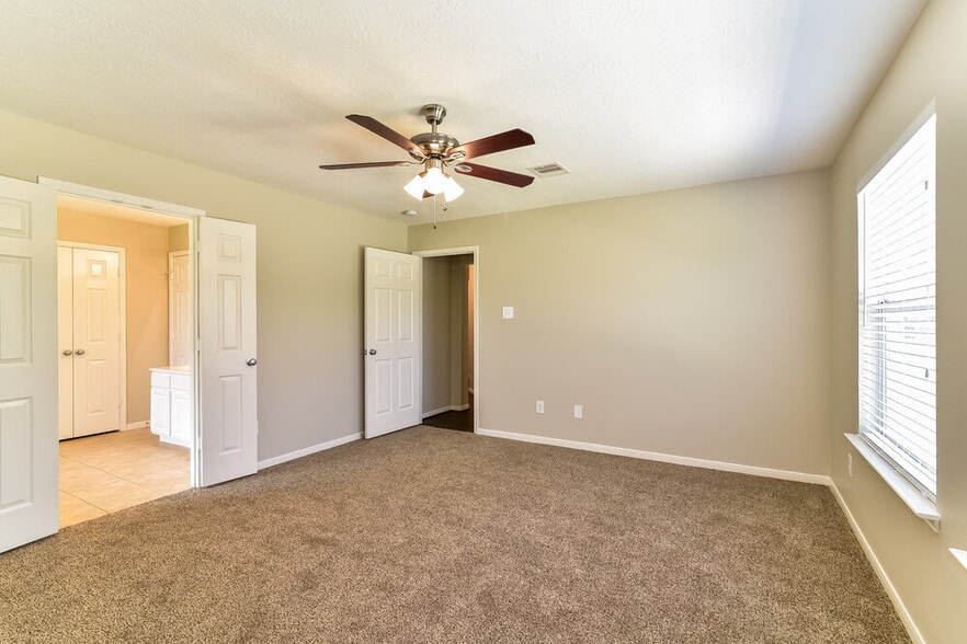 Building Photo - 3705 Burwood Ct