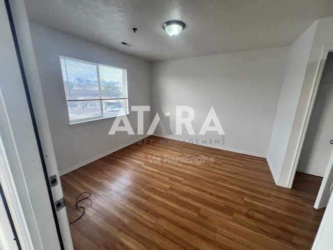 Building Photo - 4988 W 4850 S