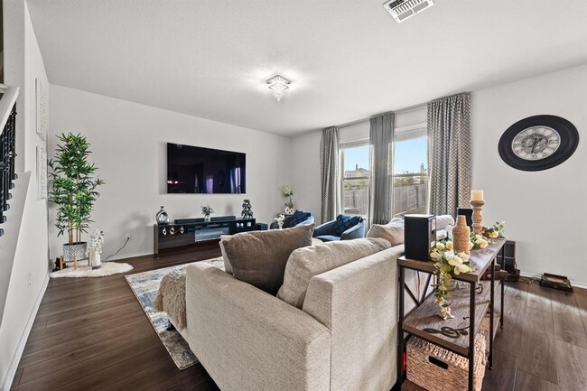 Building Photo - 446 Grace Lilly Dr