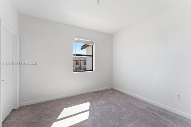 Building Photo - 24630 SW 118 Ave