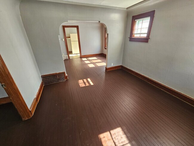 Building Photo - 5748 N 36th St