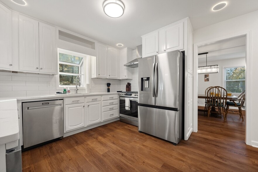 Building Photo - 82 Vanessa Dr