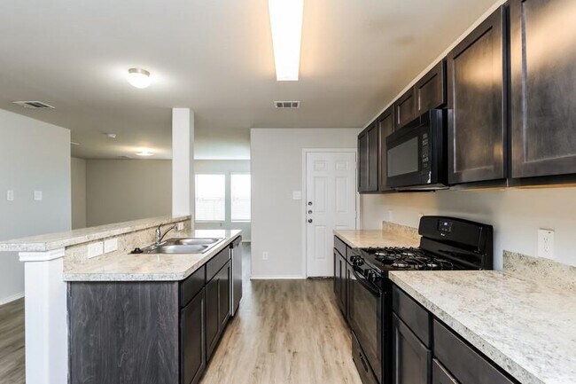 Building Photo - 947 Imperial Bend Dr