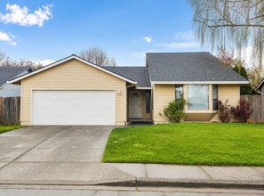 Building Photo - 16265 NW Lyndel Ln