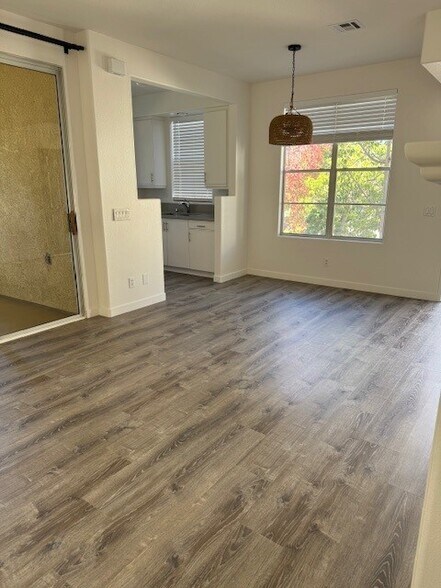 L/R and Dining Area - 12525 Ruette Alliante