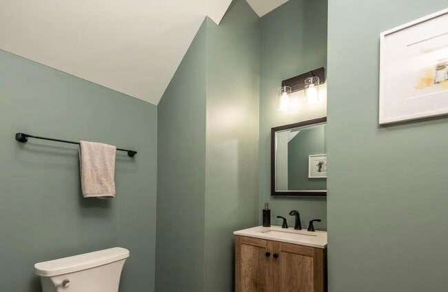 Building Photo - 10492 Ashfarm Way