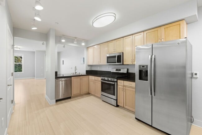 Building Photo - 1585 Brunswig Ln