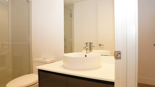 Building Photo - 31 SE 6th St