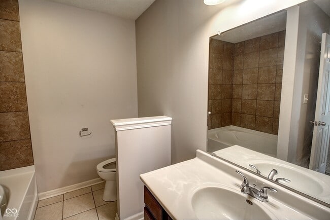 Building Photo - 11474 Clay Court