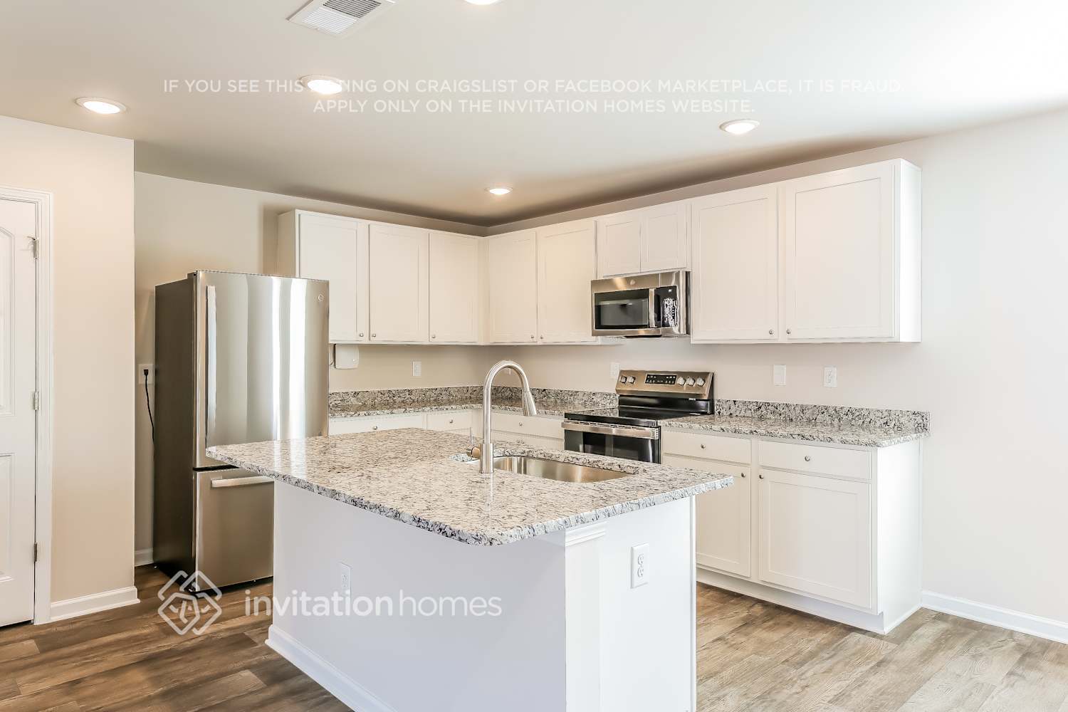 Building Photo - 220 Green Pasture Rd