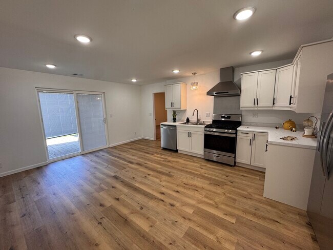 Building Photo - 1311 Loral Ave