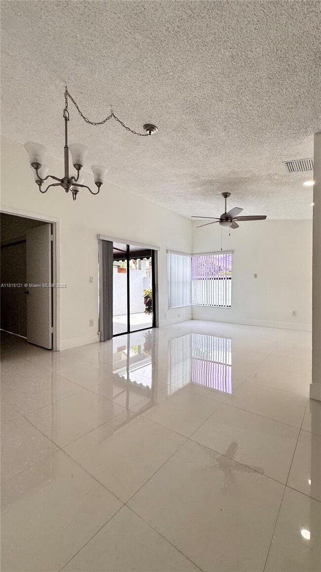 Building Photo - 6493 SW 152nd Pl