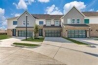 Building Photo - 3029 Mayeda Cir