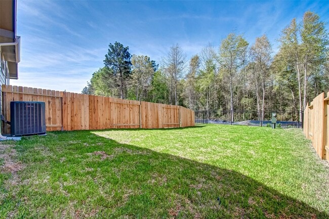 Building Photo - 315 N Spotted Fern Dr