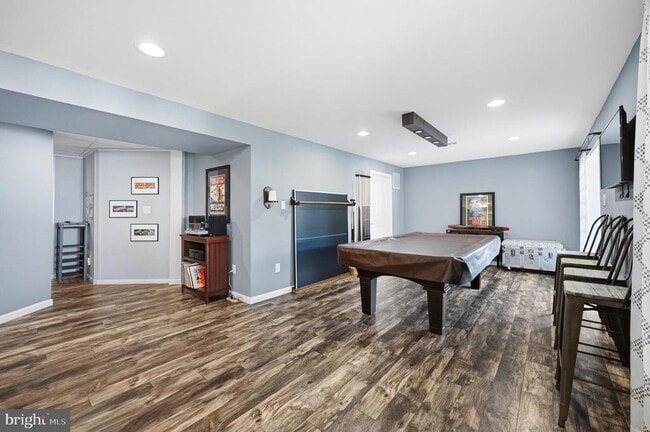 Building Photo - 753 Bonnie Ridge Dr NE