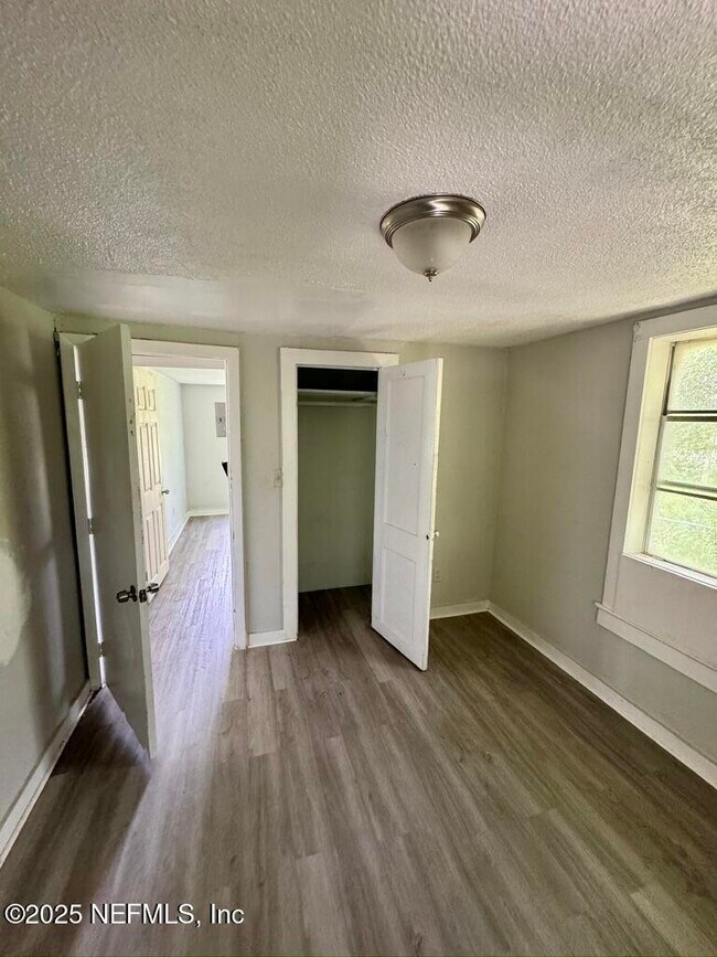 Building Photo - 1760 Audubon St