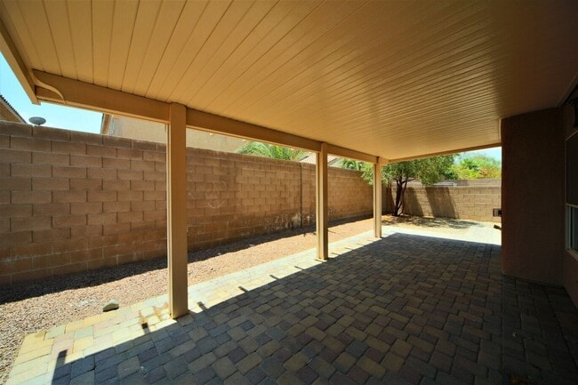 Building Photo - Gorgeous 3Bed/2Bath/2Car, 2-Story Home located in Caparola at Southern Highlands