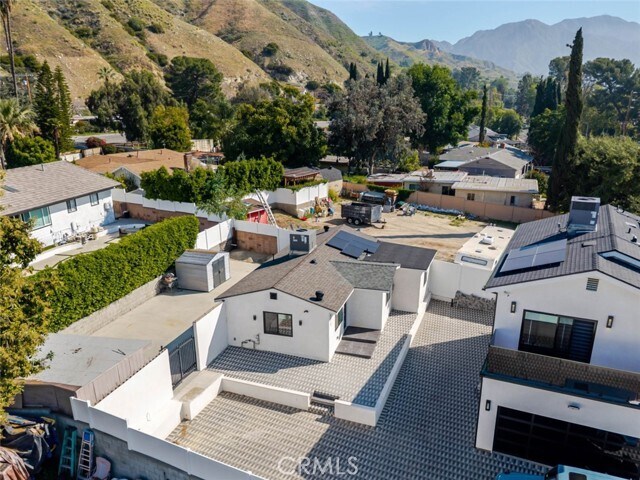 Building Photo - 9813 Foothill Blvd